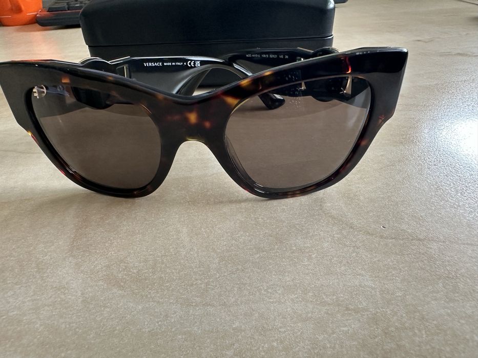 Слънчеви очила Versace