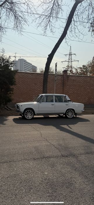 Jiguli 011 idial holata