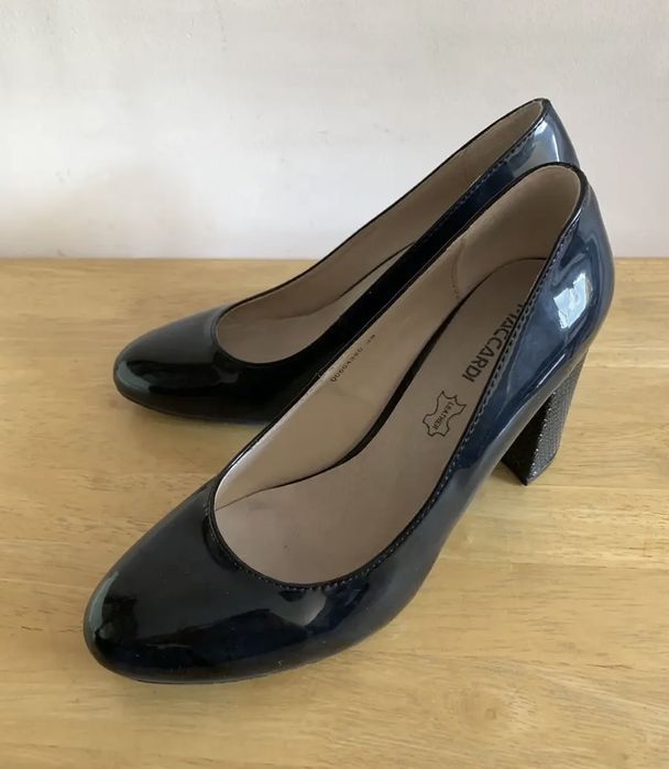 Туфли черные TACCARDI