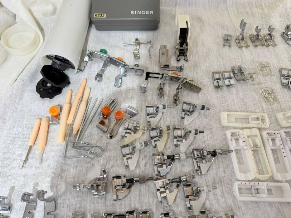 Picioruse masini de cusut casnice accesorii motoare  diverse modele