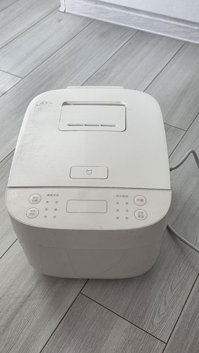 Рисоварка 3кг ; термосумка ; лапата для пиццы