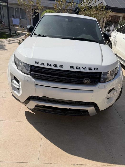 Range Rover Evoque 2.2 Diesel – 2013 – Alb – Stare foarte bună