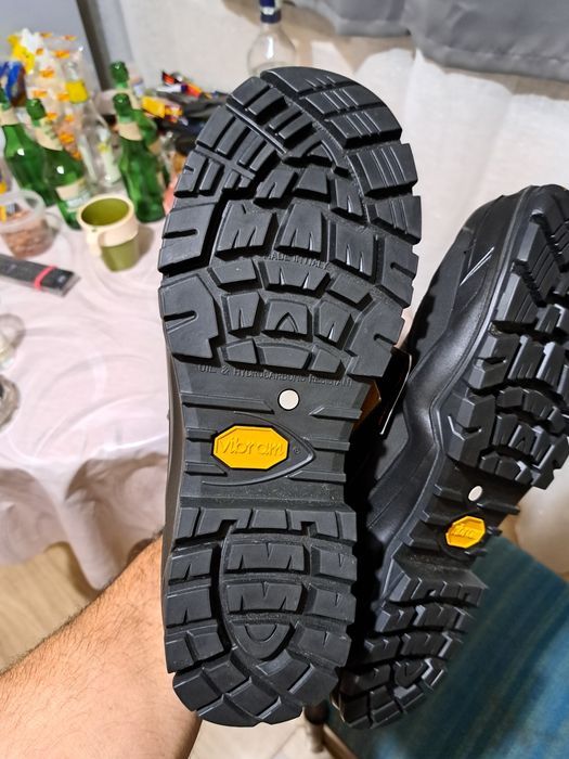 Работни обувки PEZZOL 43 номер Италиански