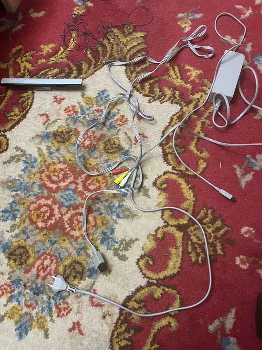 Nintendo wii 2006+accesorii și multe jocuri