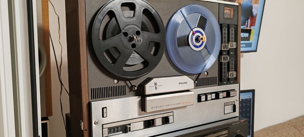 Magnetofon Philips și deck Wega
