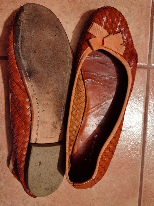 Balerini damă, 39, coniac, piele