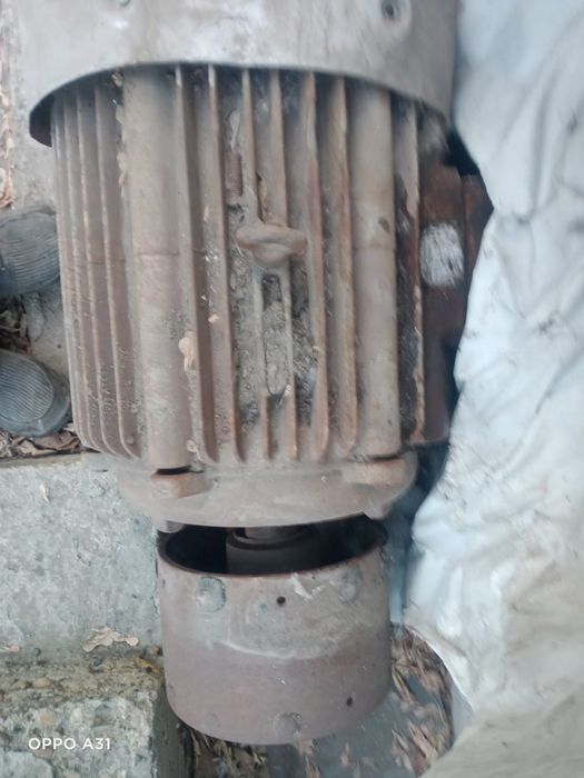 Электродвигатель 30 киловатт, 730 оборотов