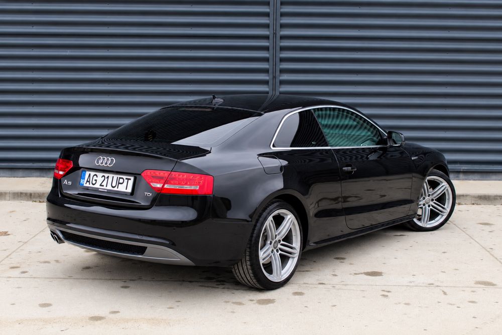 AUDI A5 0 — imagine 5
