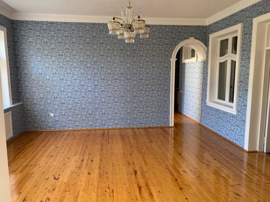 Янгиобод мах 4 соток 4 хона подвал бассейн ховли сотилади