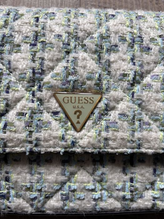 Дамска чанта Guess
