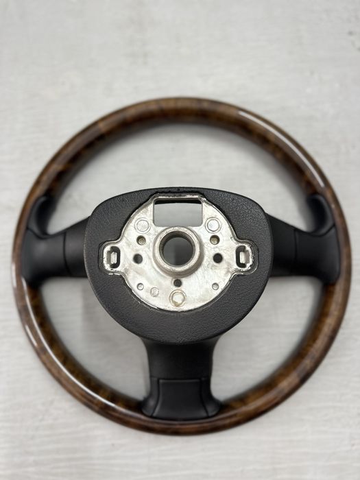 Volan MAHON pentru Vw Passat B6 - NOU -