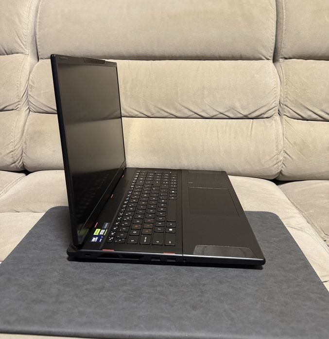 Laptop Gaming MSI Intel Core Ultra 9, 64GB DDR5, 2TB, RTX4080 12GB