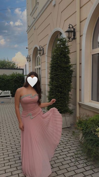 Елегантна официална рокля
