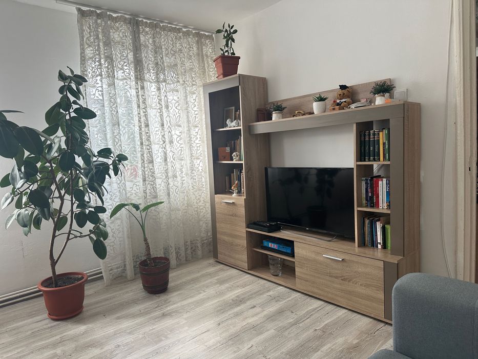 Apartament 3 camere in Dambovita , gata de mutat!
