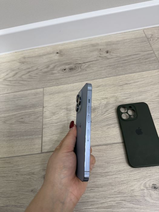 Продам IPhone 13 pro