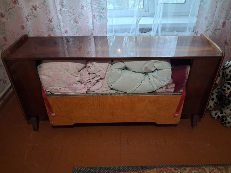 Комод                .