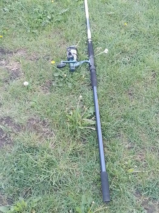 Vand lanseta cu molinetă  de 4,2m