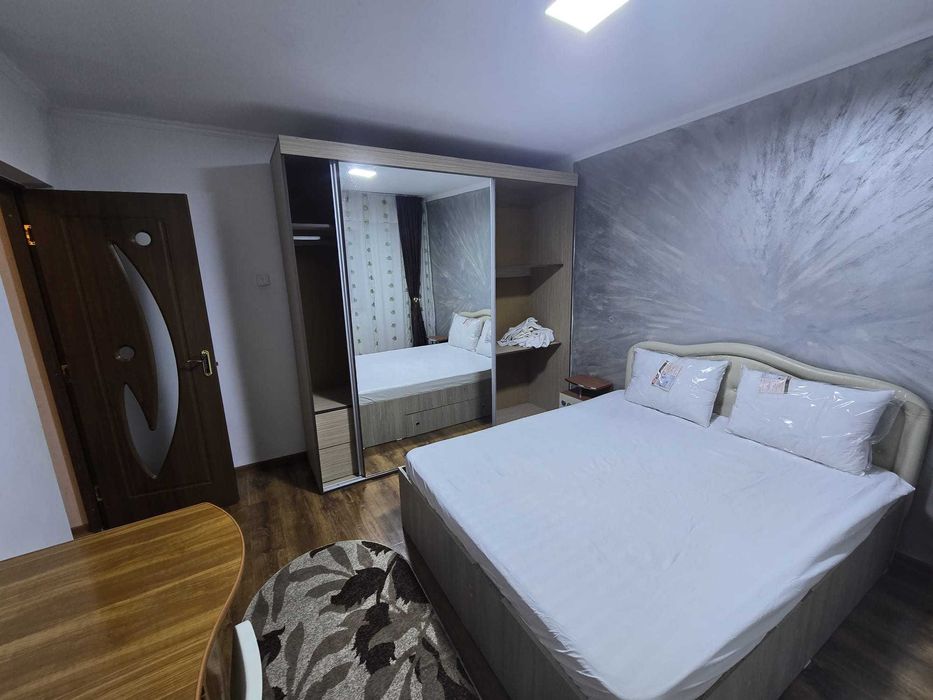 Inchiriez apartament 2 camere,bulevardul 1 Mai,detalii tel:0761720086