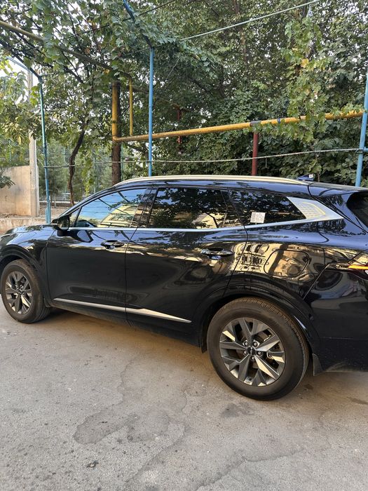 Kia Sportage черний 2024