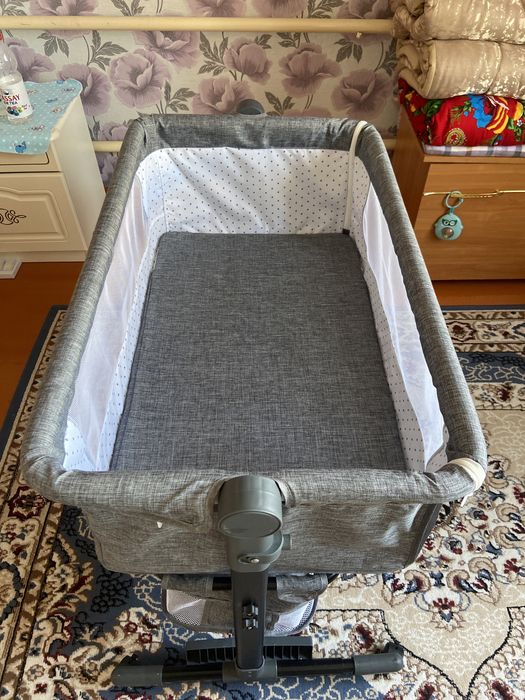 Детская кровать манеж