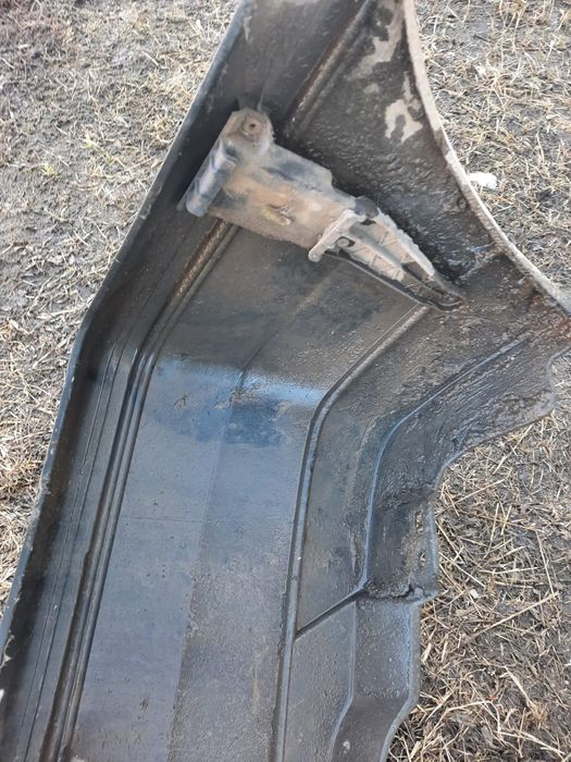 Продам задний бампер vw golf 3