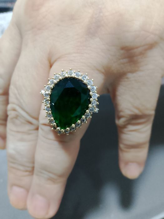 Ювелирное украшение