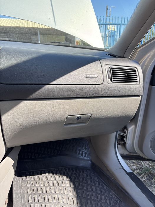 Golf 4 1.6sr на части