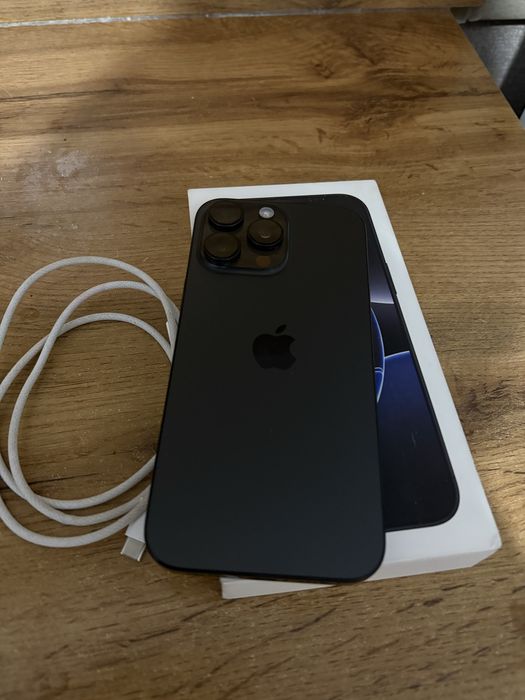 Айфон 16 pro max