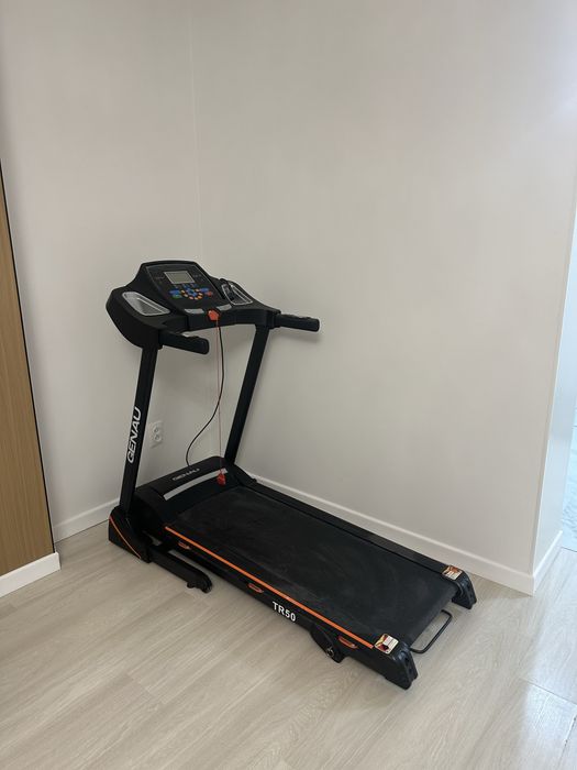 Продам беговой дорожку