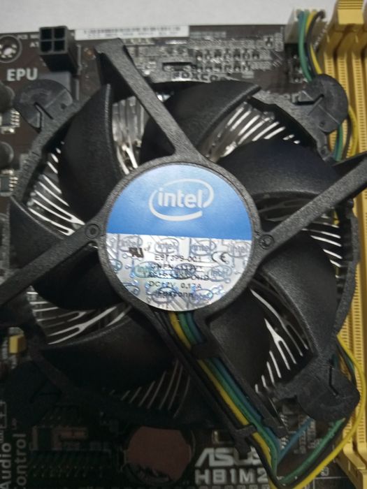 Asus H81M2 + Intel Core I3-4360 и охлаждане