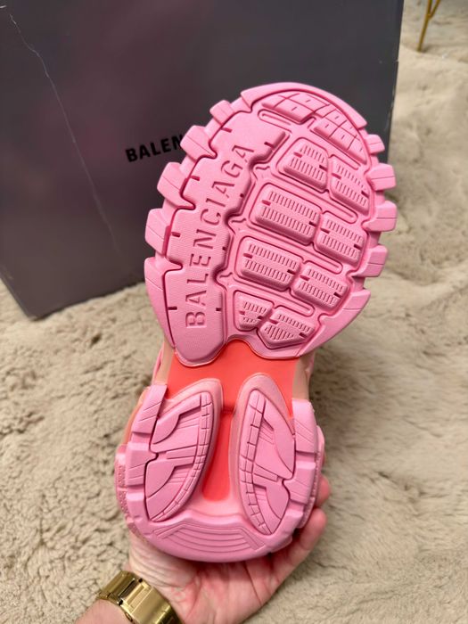 Balenciaga Track Roz