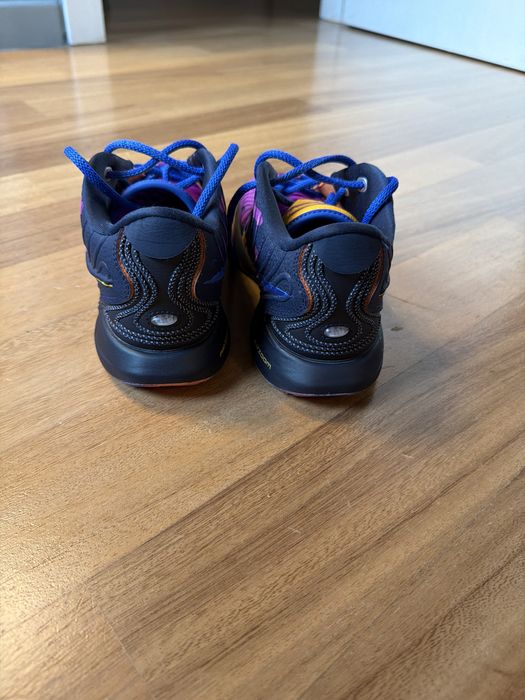 Nike lebron 21 marime 38.5 purtati de cateva ori ca noi
