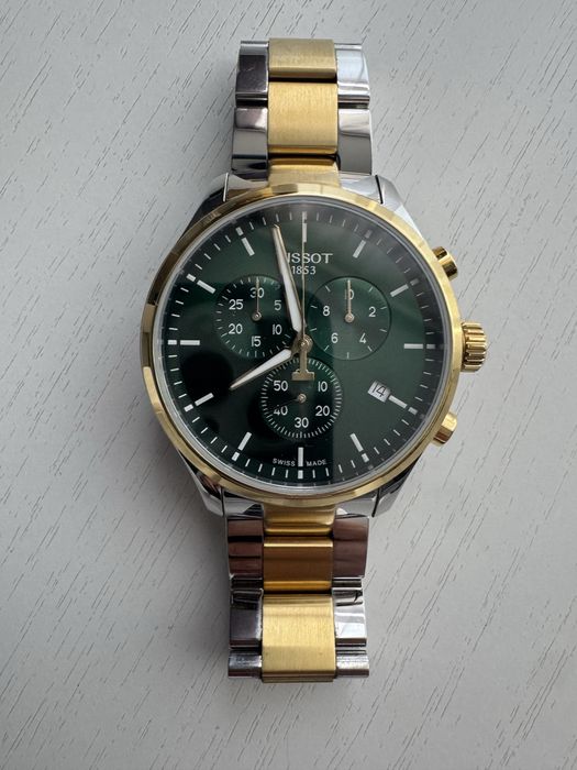 Продаю мужские часы TISSOT