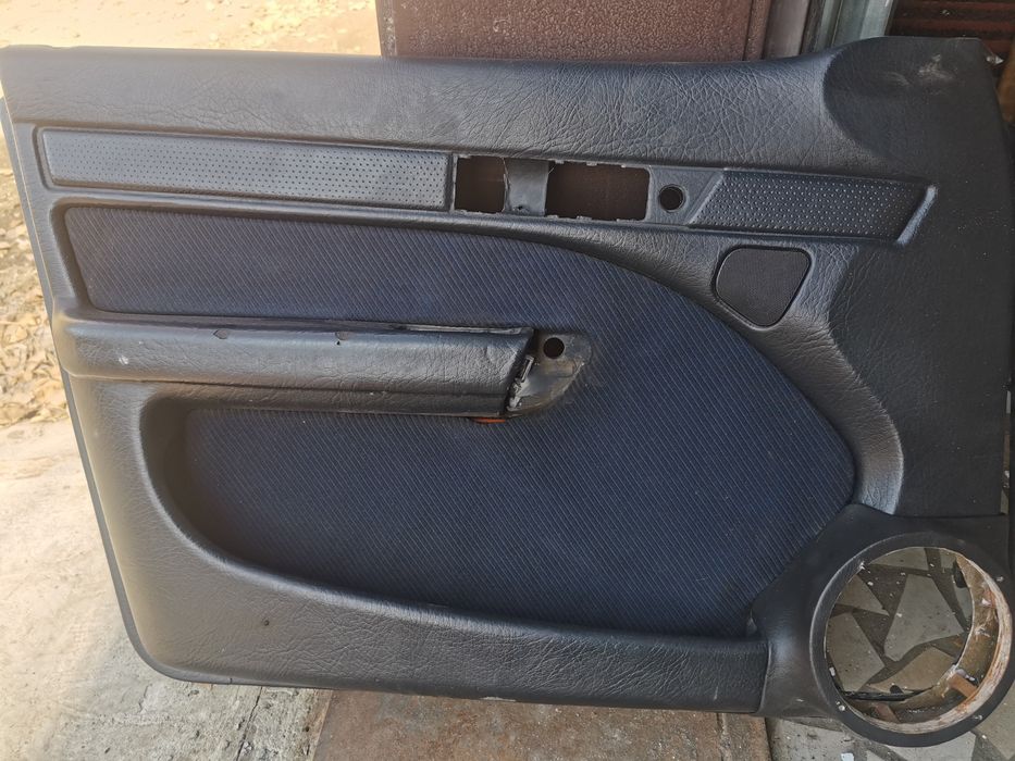 Дверные карты ауди 100 с4