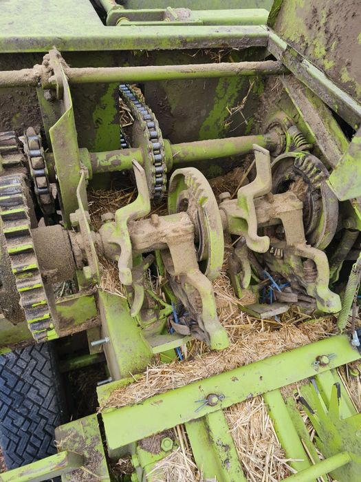 Продавам сламопреса