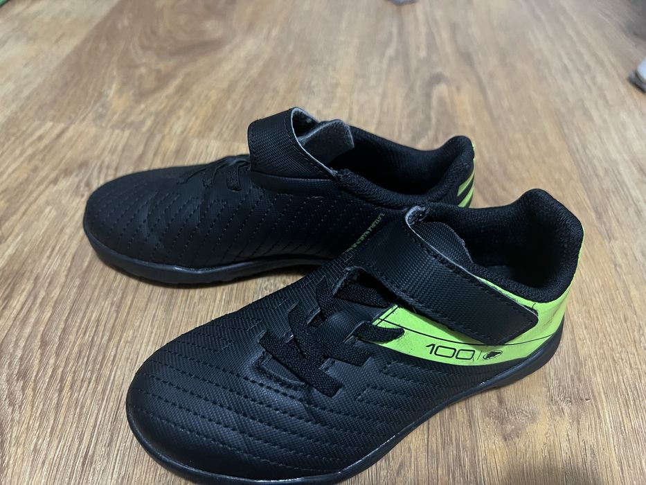 Ghete fotbal Dechatlon 28