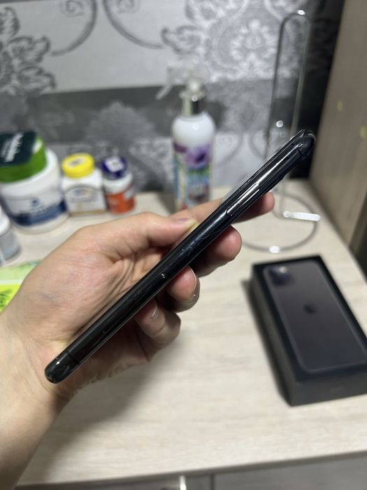 iPhone 11 pro black