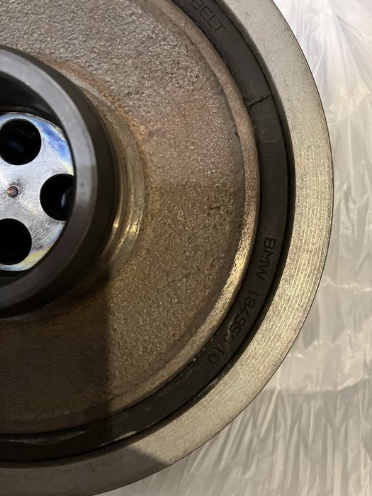 BMW f серия демпферна шайба