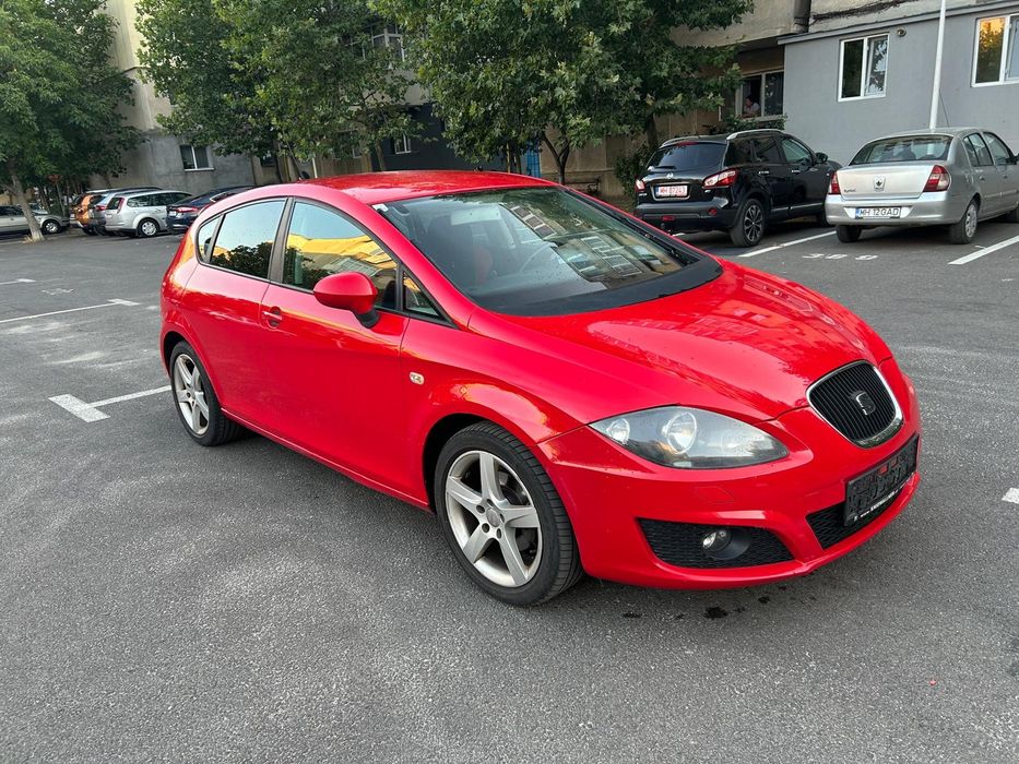 SEAT Leon 2011 — imagine 3
