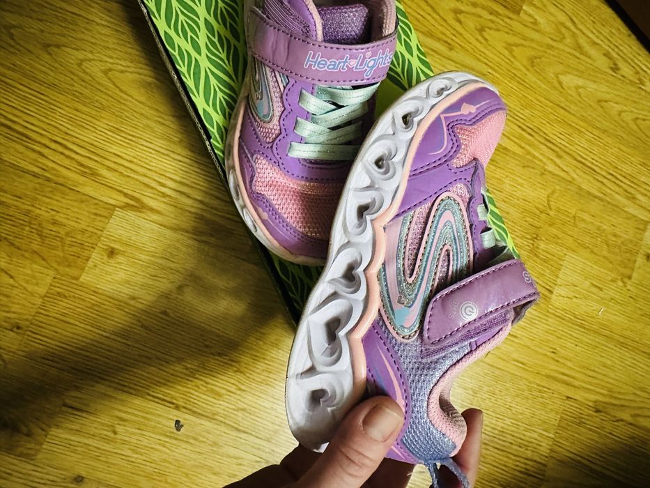 Детские кроссовки skechers