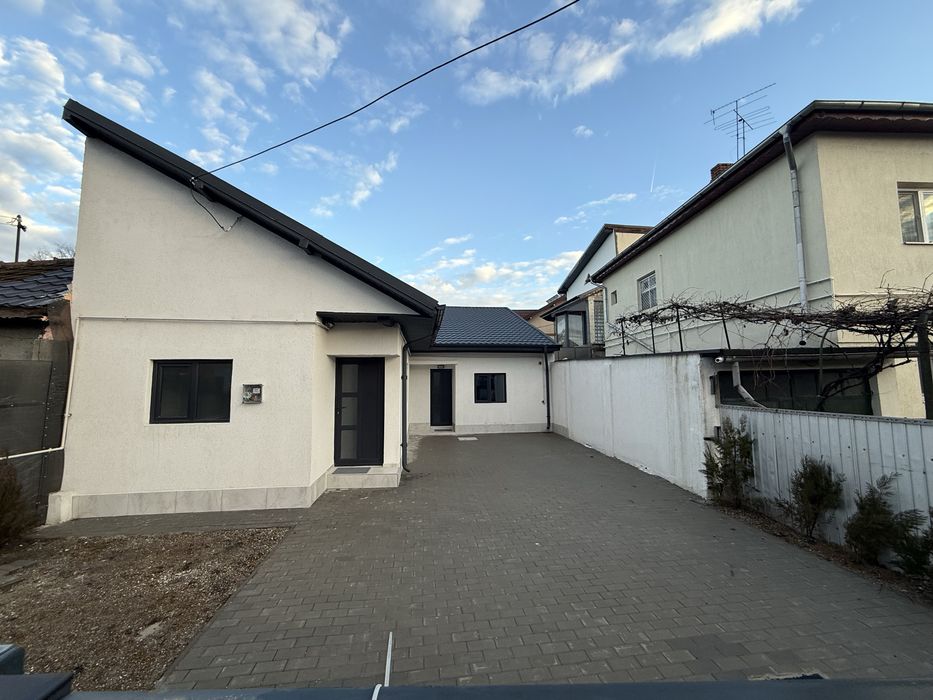 Casa renovata de la 0 de vanzare !