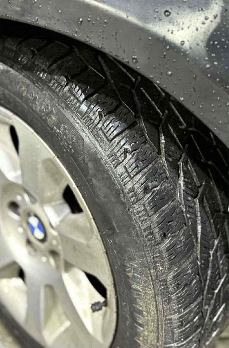 BMW Seria 5 E60 2.2 benzină – SCHIMB / 1500€ – fără acte