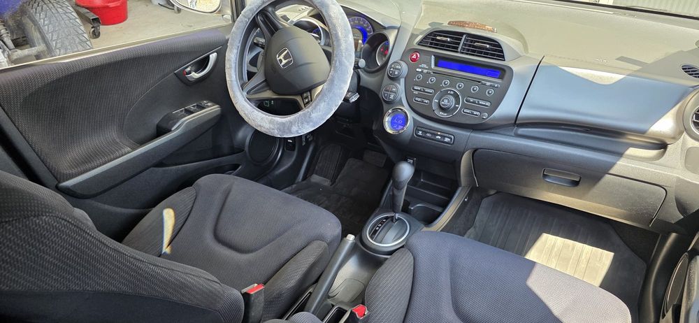 Honda Jazz 1.3benzina/hybrid 2014 Automat