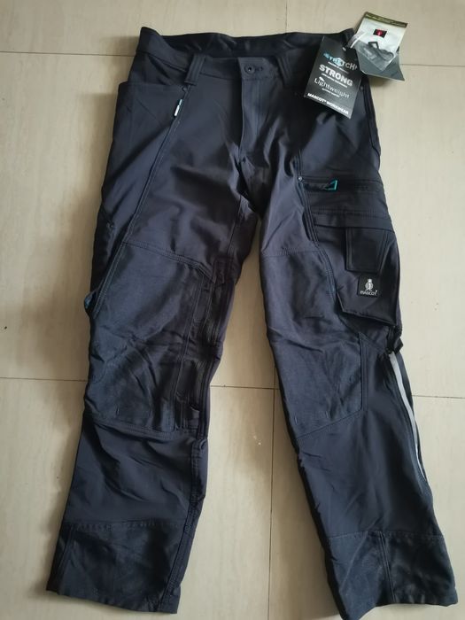 Vand pantaloni munca MASCOT marimea 48 NOI cu eticheta