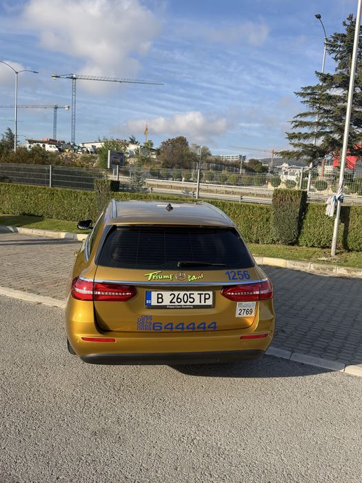 Mercedes-Benz E220