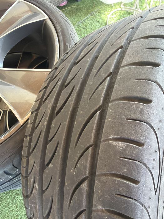 Летни Гуми PIRELLI PZERO Със доста добър грайфер!