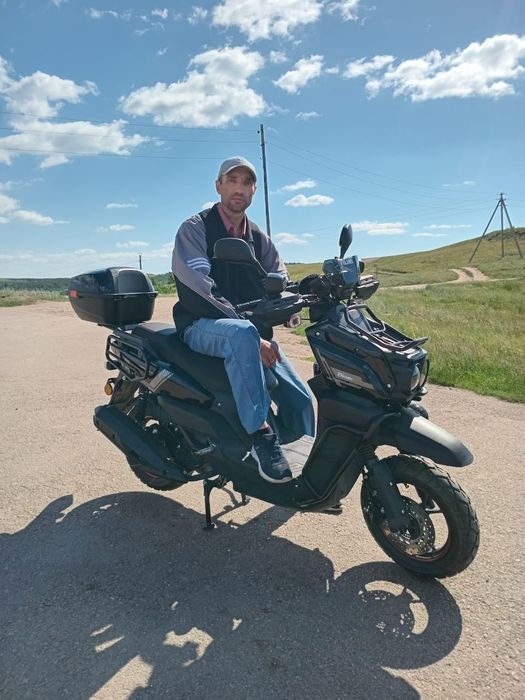 Продам мото скутер Танк