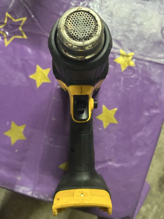 Suflanta aer cald dewalt cu acumulator
