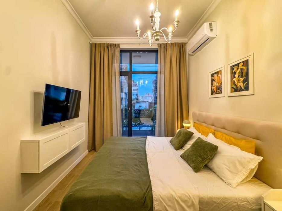 Дава се под наем Едностаен апартамент в Бургас, Сарафово - 79 кв.м за 750 € - Снимка #7