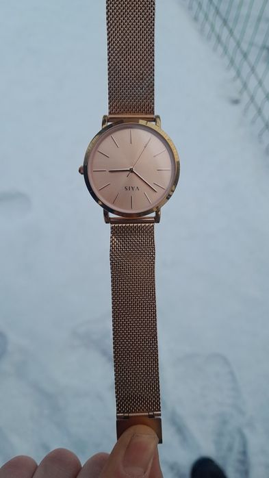 Позолоченные часы